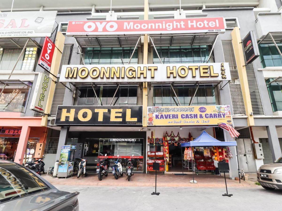 OYO 89381 Moonnight Hotel Batu-grotten Buitenkant foto